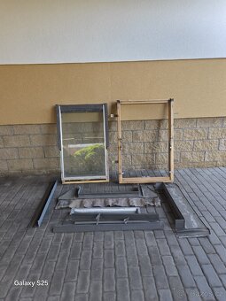 Střešní okno Velux - 2