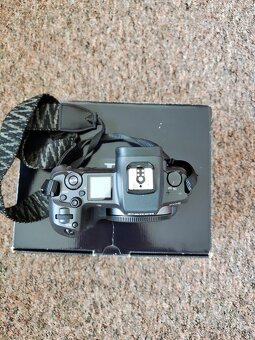 Canon eos R - 2
