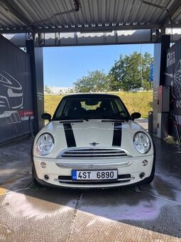 Mini Cooper One R50 - 2