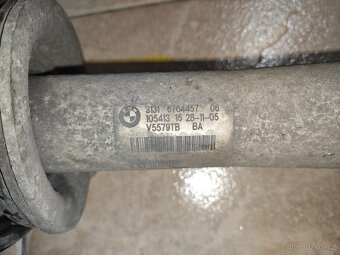 Prodám sadů originálních tlumičů a pružin bmw e60 525d - 2