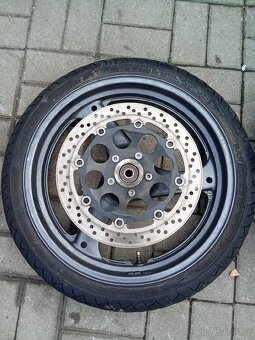 Komplet přední zadní kolo Suzuki GS 500 - 2