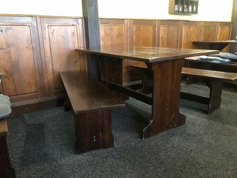 Dřevěný stůl + lavice - 2