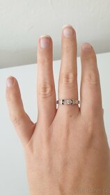 Zajímavý prsten bílé zlato vel. 53 - 2