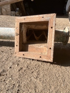 šnekový dopravník - 2