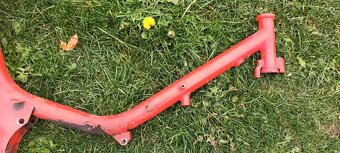 Babetta 210 - ram červený č2 - 2