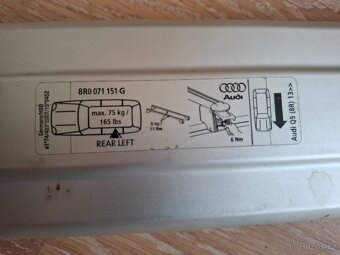 Audi Q5 originální přicniky - 2