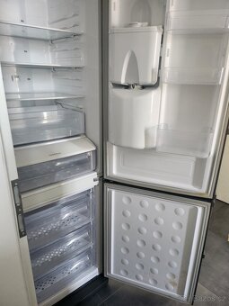 Lednice s mrazákem dole - 2