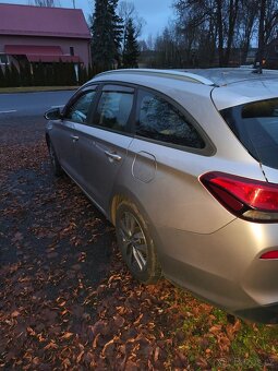 Prodám Hyundai i30 kombi - 2