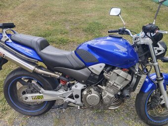 Honda Hornet 900 - 2