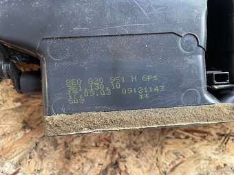 Audi A4 B6 výdech topení - 2