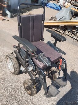 Invalidní vozík - 2