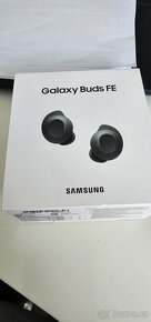 Samsung Galaxy Buds FE šedá NOVÉ - 2