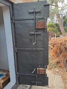 Historické kované dveře - 2