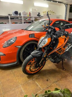 KTM DUKE 390 - 2017, 11.079km, 89.999 Kč - 2