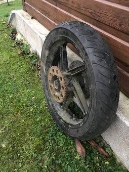 zadní lité kolo Aprilia RS 125 , neobouchané, nezničené - 2