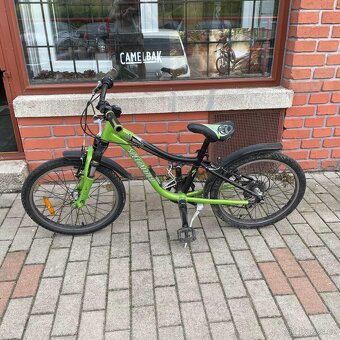 Specialized 20 Hotrock - 2