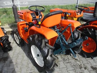 Malotraktor Kubota B1400 4WD plně repasovaný - 2