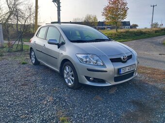 Toyota Auris 1.6 - 2