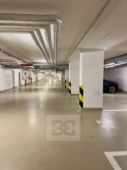 Pronájem garážového stání, 15 m2 - Praha - Třebonice - 2