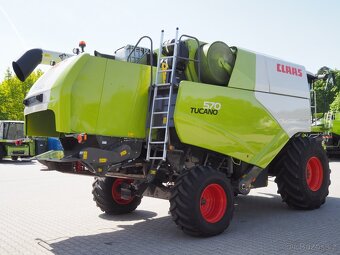 CLAAS Tucano 570 + V770 - 2