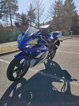 Yamaha Yzf r125 Valentino Rossi - 2