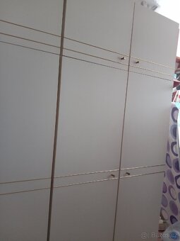 Skříně na oblečen - 2