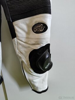 Dvoudílná dámská kožená moto kombinéza RST - 2
