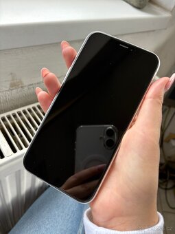 Iphone XR - 2