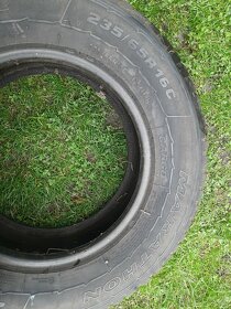 2x letní pneu Goodyear 235/65/16C - 2