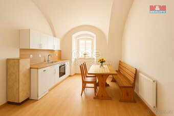 Prodej rodinného domu, 225 m², Mirovice, ul. Hřbitovní - 2