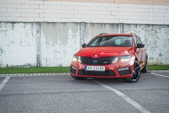 Škoda Octavia Combi 2.0 TDI RS DSG 4x4 - 2