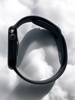 Apple Watch Series 10 42 mm GPS klavírně Černý hliník - 2