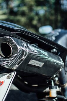 Yamaha YZF-R1 - 2
