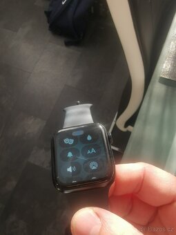 Apple Watch SE 2 (2gn.) smart hodinky - 2