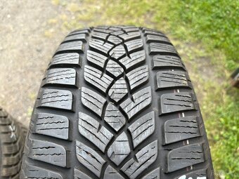 4ks zimní pneu Fulda 205/65/15 - 2