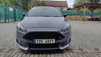 Ford Focus st 184kw 2017 93tkm - 2