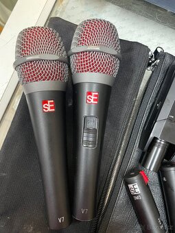 Mikrofony , vysílač, přijímač a předzesilovač - 2