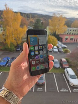 iPhone 7 black 32gb, baterie 85% - 2