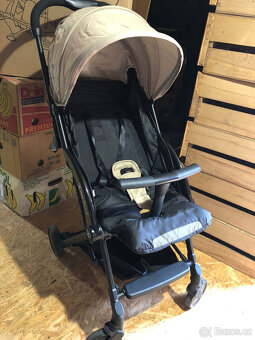 Lehký cestovní kočárek G-Mini Travel - 2
