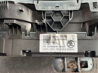 Budíky Škoda Fabia 3 - 2