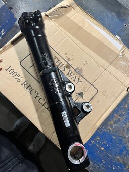 Přední vidlice - 2