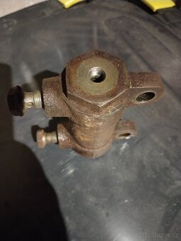 Vyrovnač tlaku zetor - 2