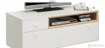 Bílá Komoda pod TV - 2