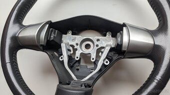 Subaru Impreza GH III volant - 2