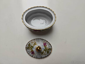 Porcelánová nádoba - 2