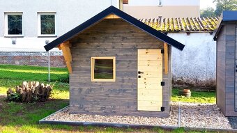 Detsky domek c 9 s pristreskam - 2