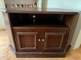 Komoda rohova - 2