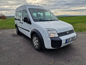 Ford Tourneo Connect 1.8TDCi 66kw 8 míst - 2