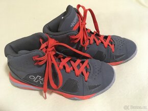 Basketbalové boty vel.38 - 2