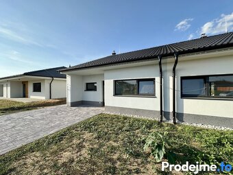 Prodej rodinného domu 3+kk, 81m2 - Hevlín, ev.č. 100030 - 2